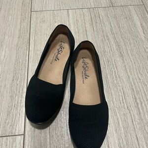 Lifestride Women’s black slip-on